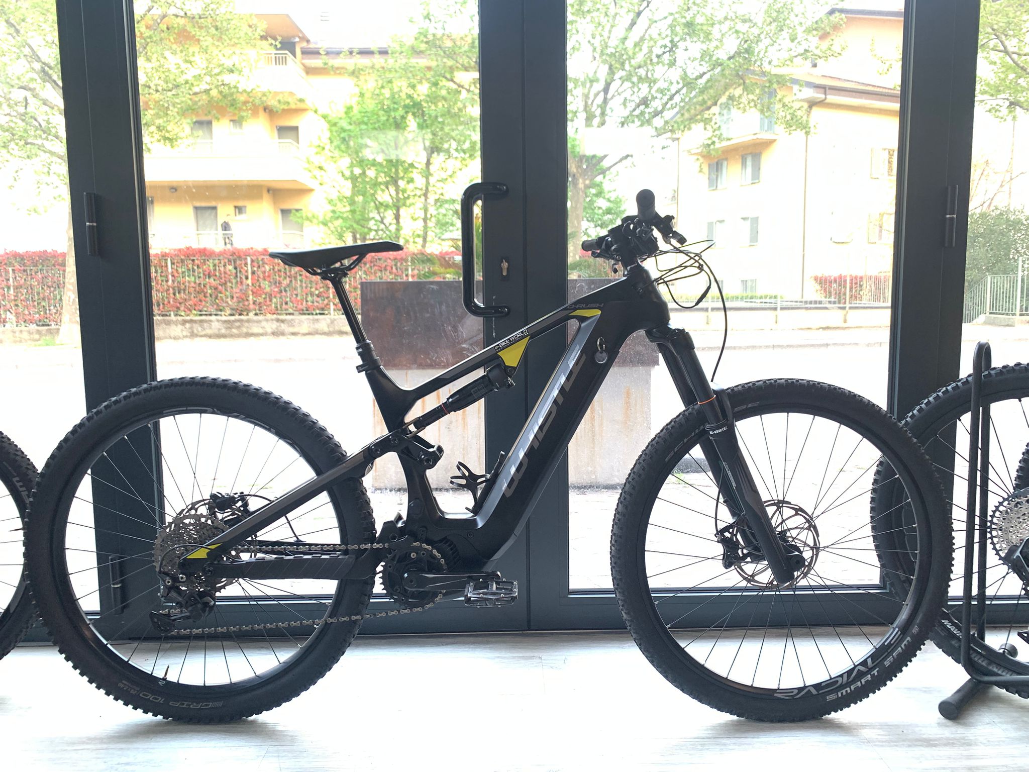 whistle oruash c4.2 in carbonio taglia M