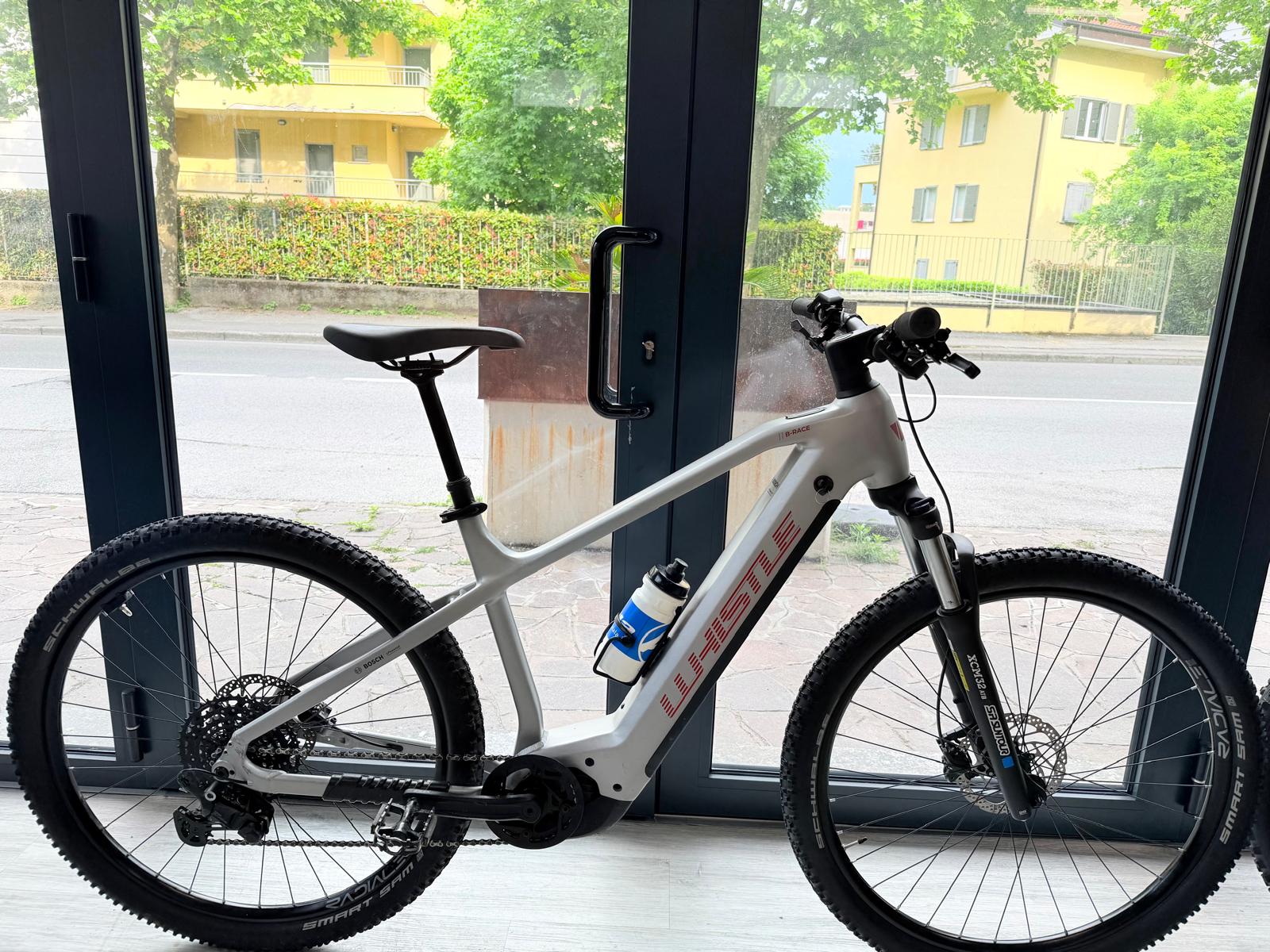 WHISTLE B-RACE A 7.4 Taglia M SOLO 500KM