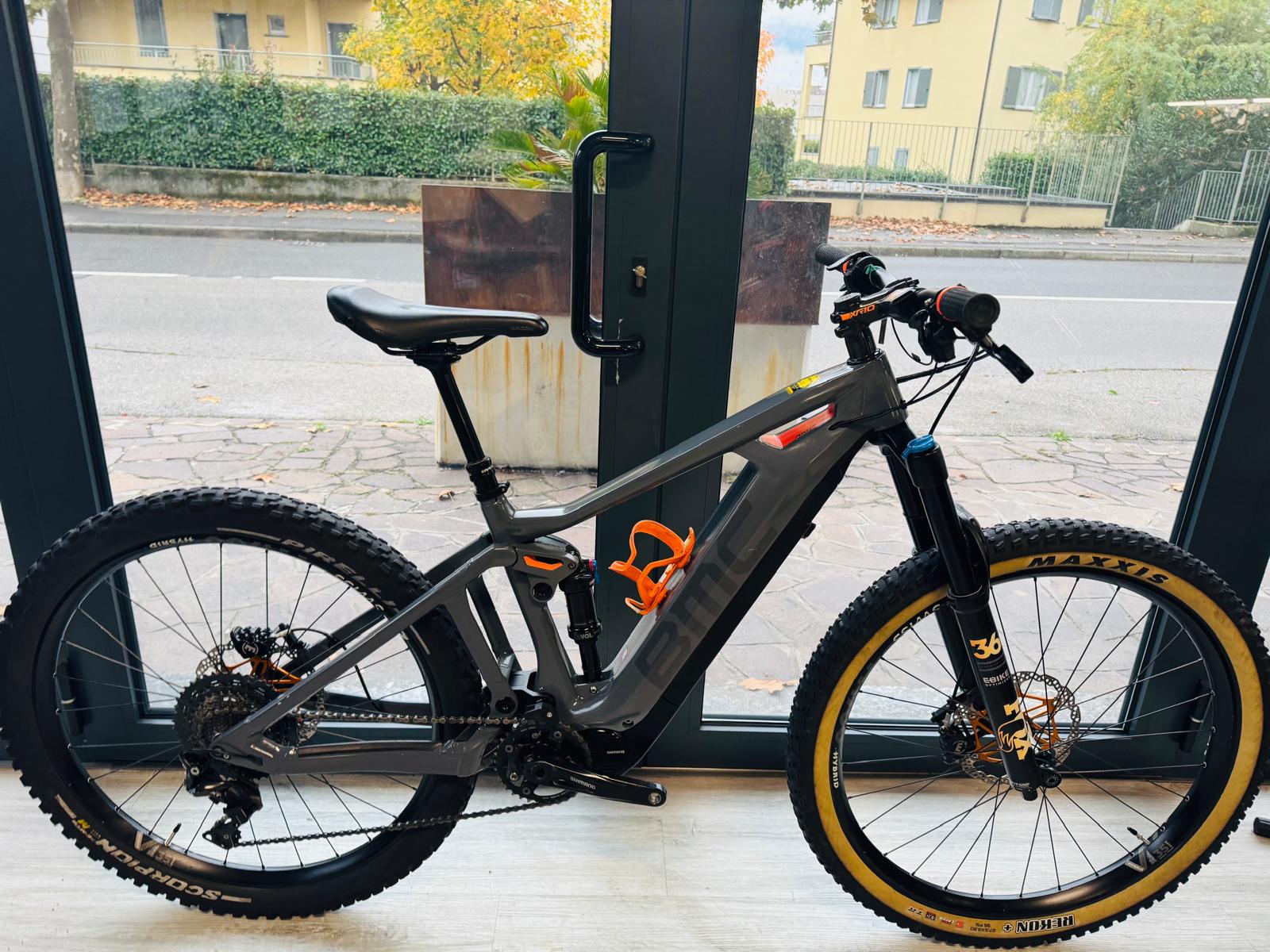 Ebike full in carbonio BMC TraiFox AMP TWO