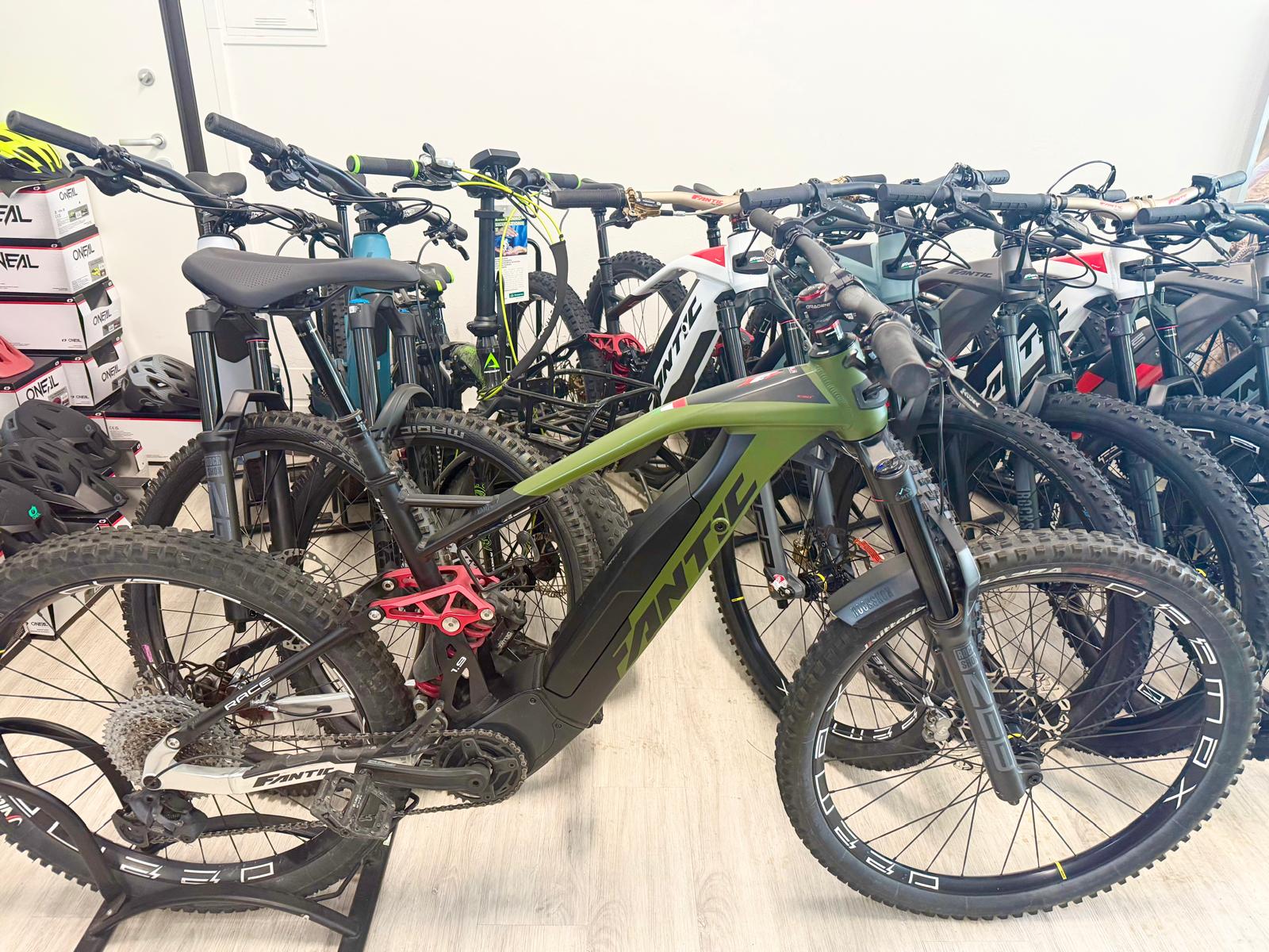 Fantic XEF taglia L 1.9 MOTORE NUOVO