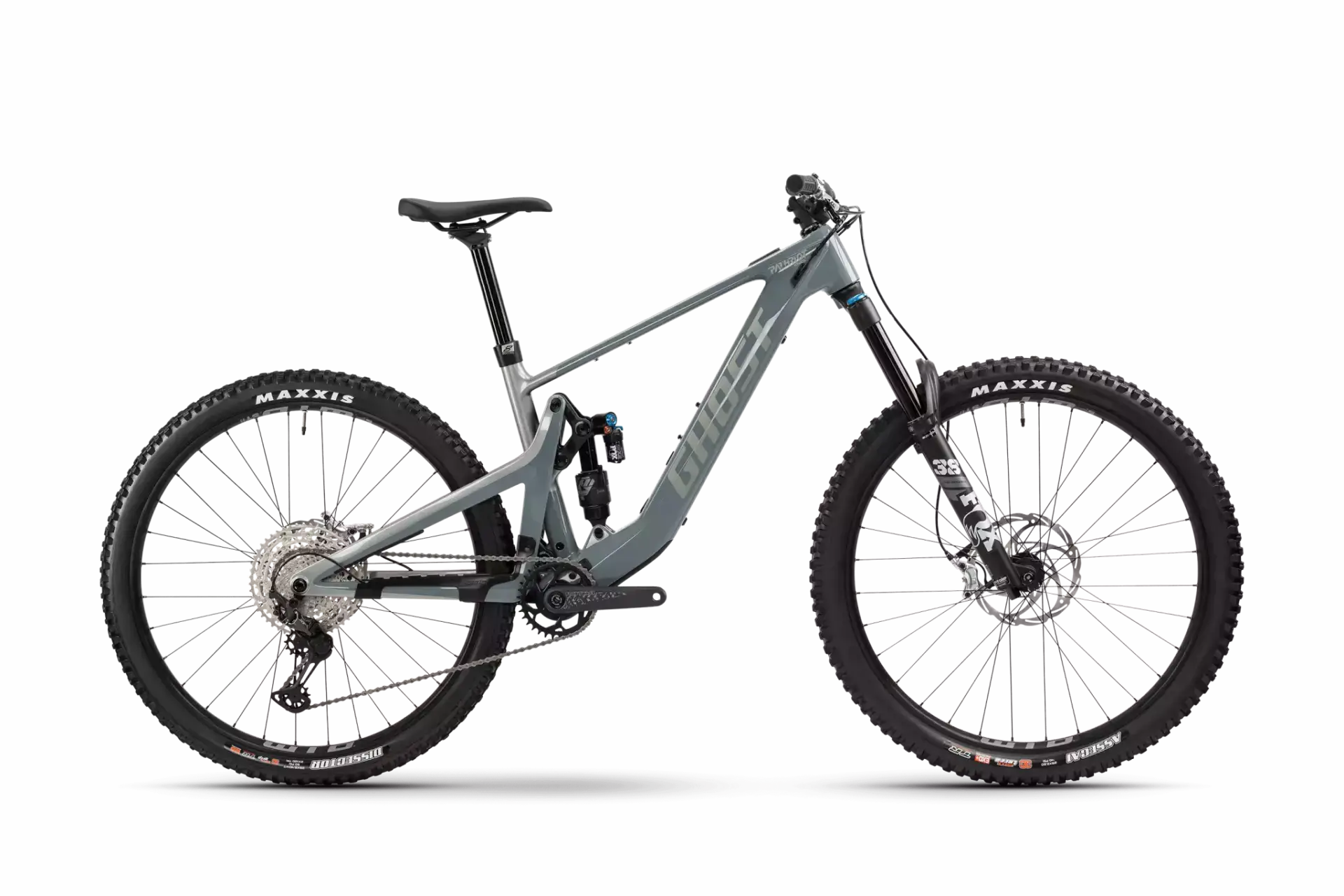 Leggera, agile e giocosa con la nuova Ghost Path Riot Advanced ti sembrer… di stare su una biciclettaÿ da enduro, ma con motore.