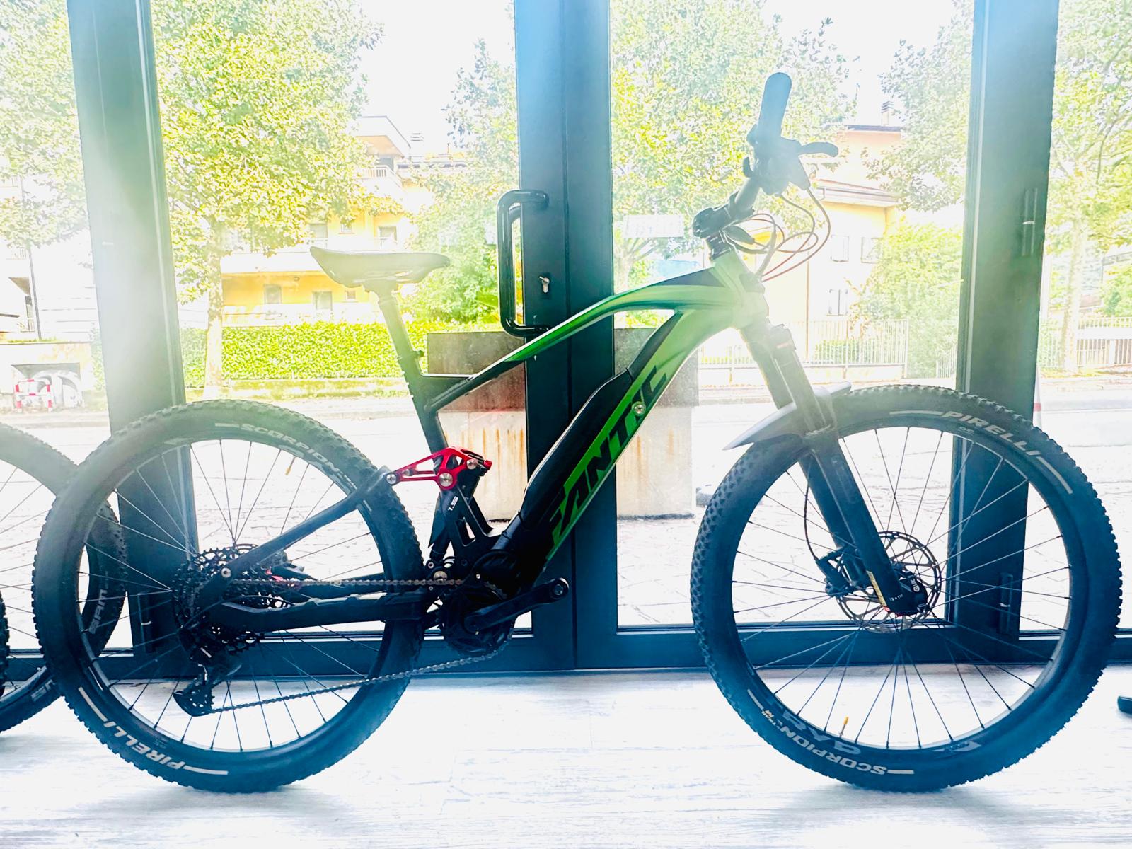 E-Bike Fantic XTF 1.5 Green - solo 300 KM - taglia L