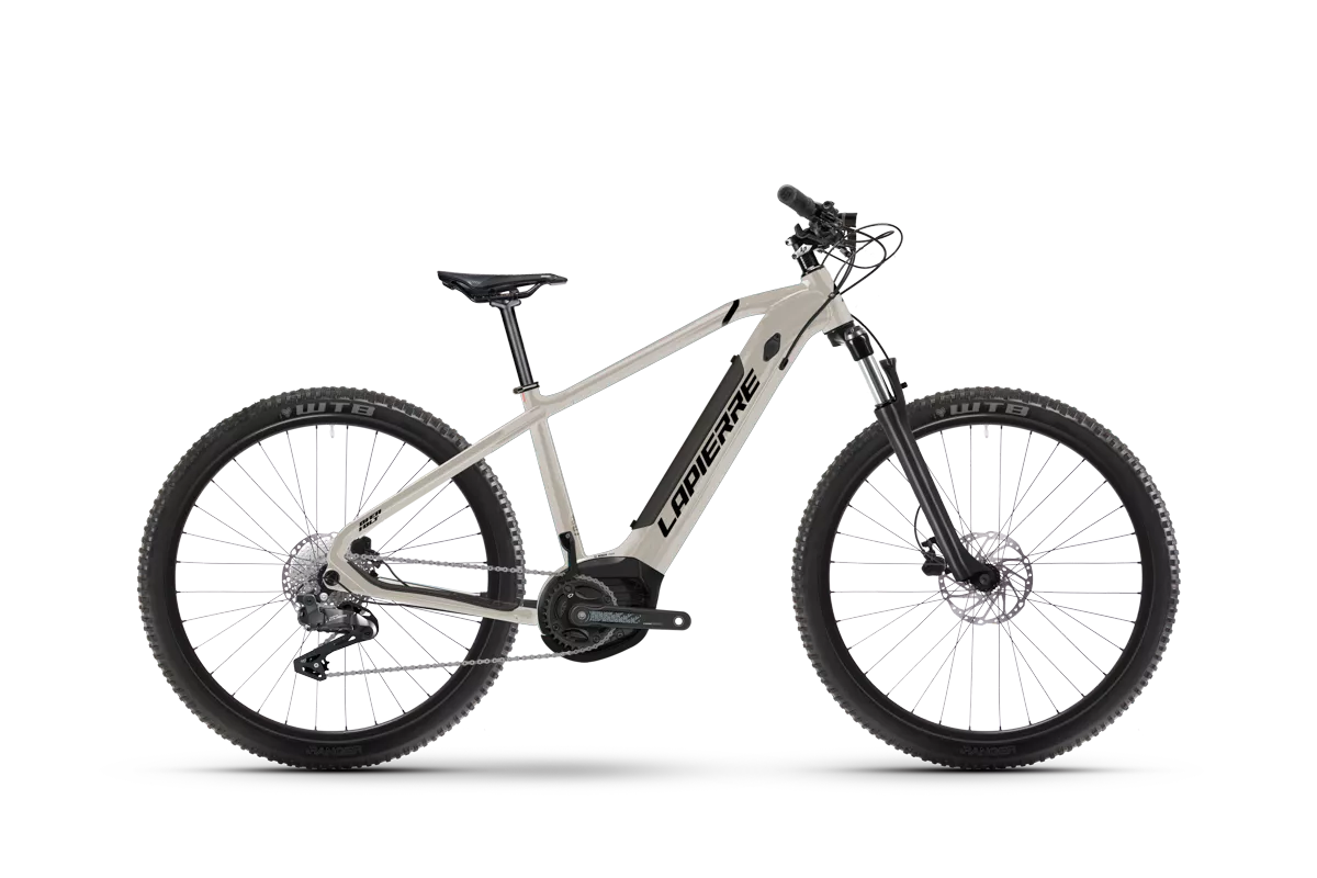 Montagna, percorsi tra i vigneti o escursioni, la Lapierre Overvolt HT 5.5 S una MTB che passa ovunque. Una bici leggera adatta a tutti.