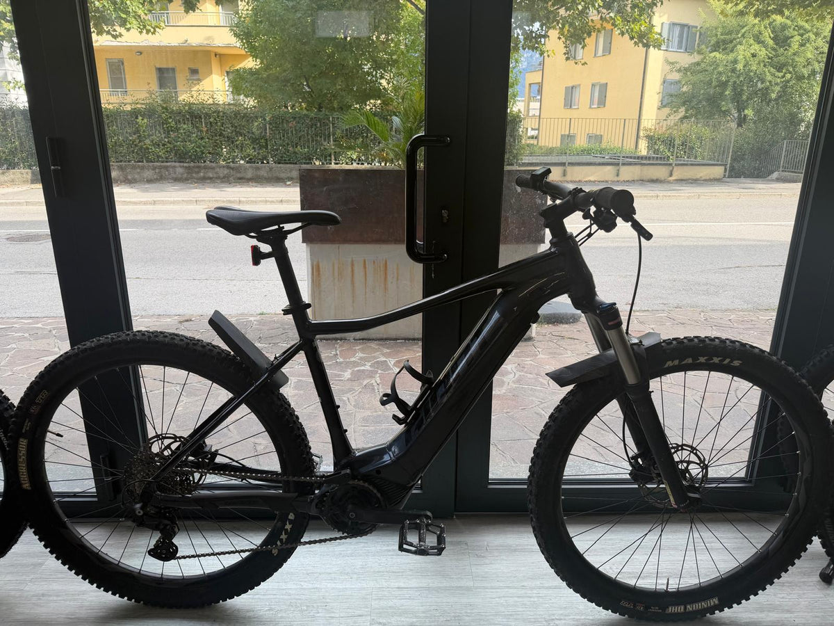 Giant Fhatom Pro taglia L solo 500km