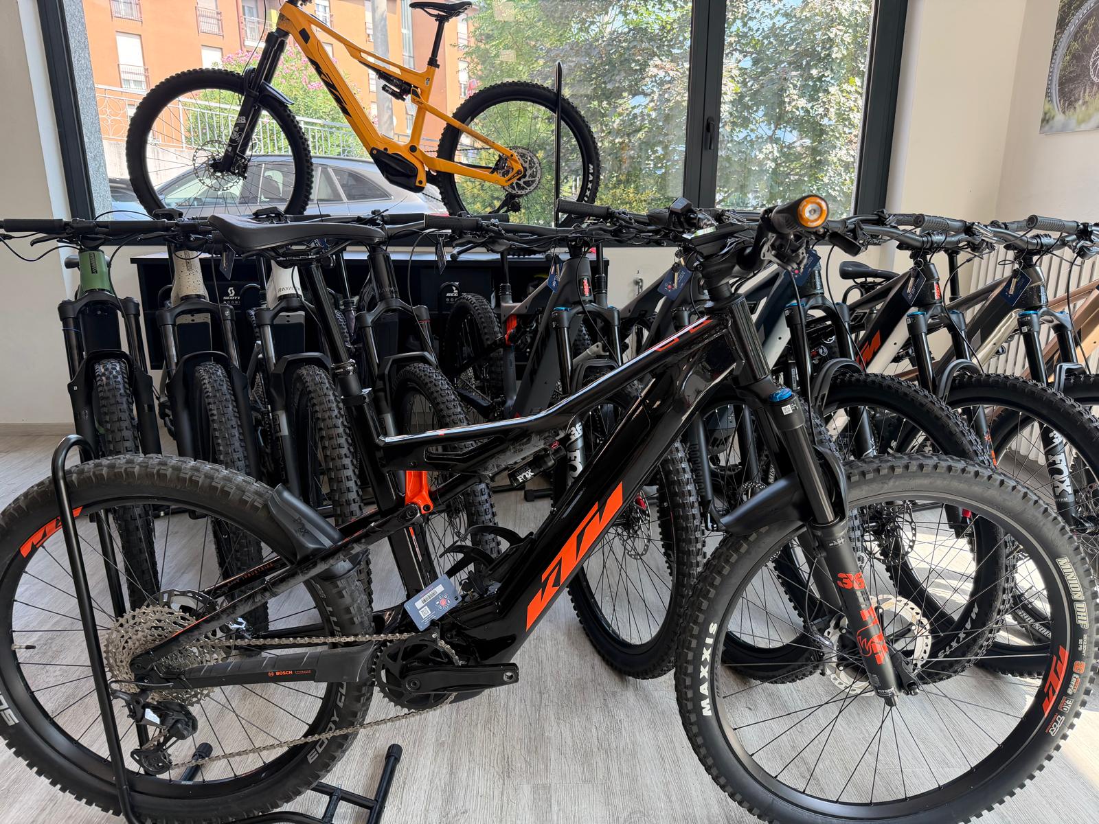 KTM Macina Kapoho 7971 taglia XL