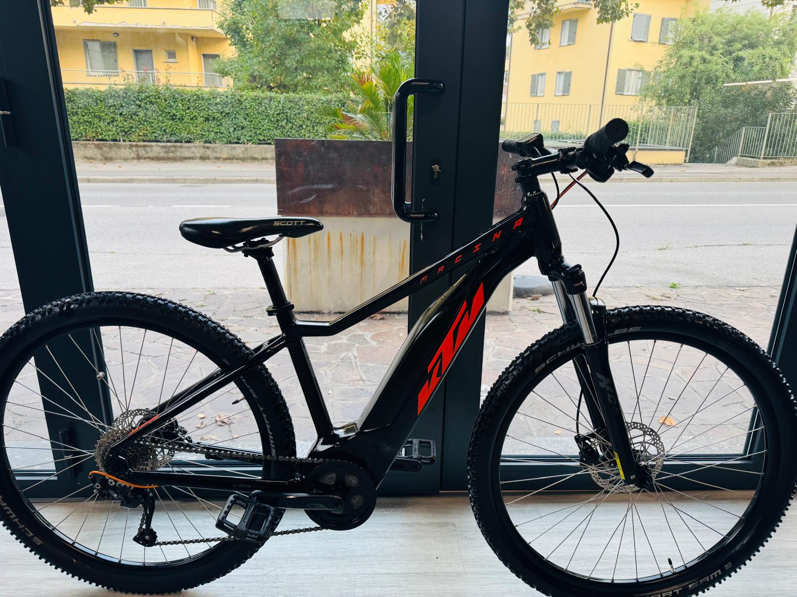 KTM Macina Ride 491 come nuova 500 KM