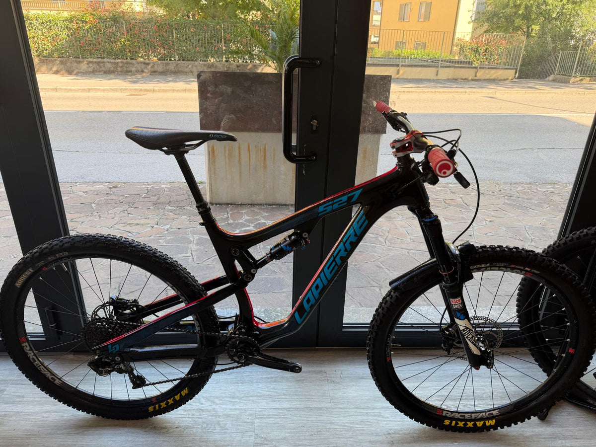 mountain bike full in carbonio Lapierre Zesty 527
